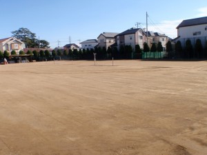 学校から少しはなれた住宅街にあります