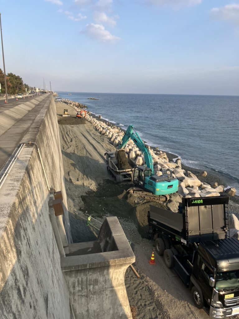 土木工事　R6西湘海岸第2突堤進入路整備工事　中郡二宮町