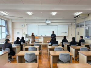 高校生との交流会に参加しました。